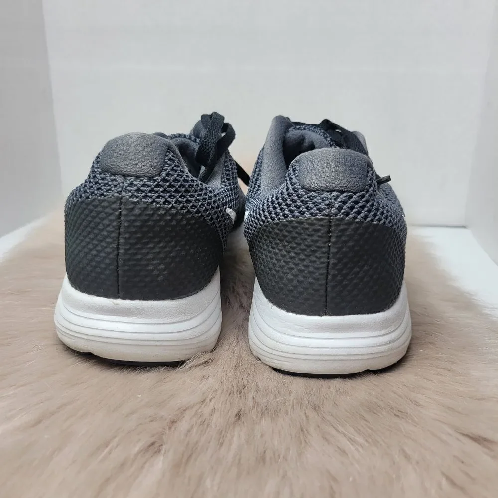Nike Womens Revolution 3 819302-001 Black Running Shoes Sneakers Size 9.5
